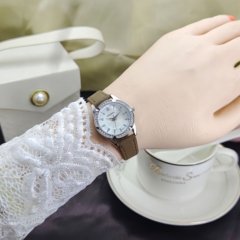 Fashion Women Watches Daisy Di - đánh giá và giá Luxury Watch Arabic